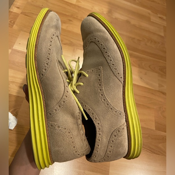 Cole Haan Lunargrand Wingtip Oxford Shoes Tan and Yellow size 7 - Picture 3 of 9